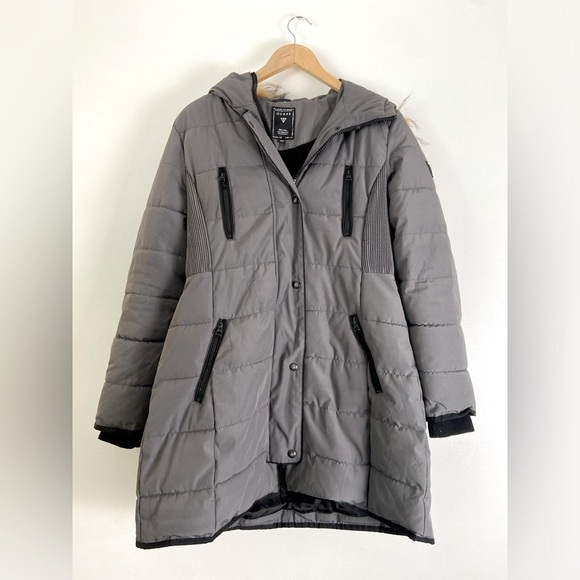 Guess women's winter jacket, faux fur large hood, cinched waist, lots of pockets - Picture 1 of 14